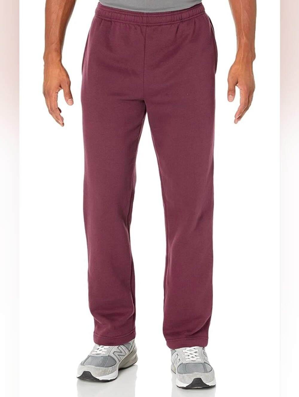 Amazon Essentials Men's Sweatpants in Burgundy